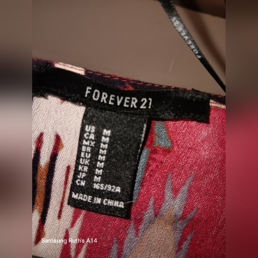 FOREVER 21, Size M, Kimono - Picture 3 of 6
